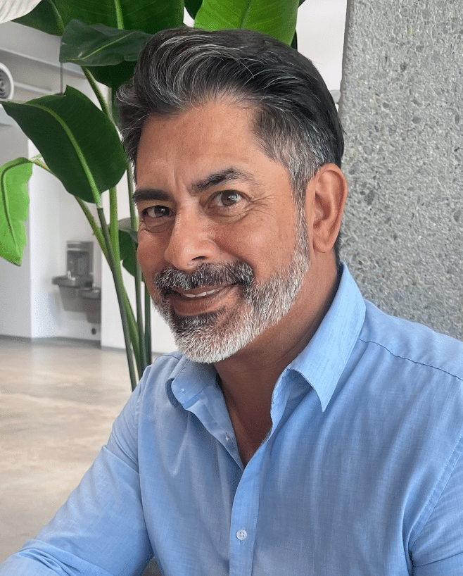 Johnny Gutierrez - Business Development
