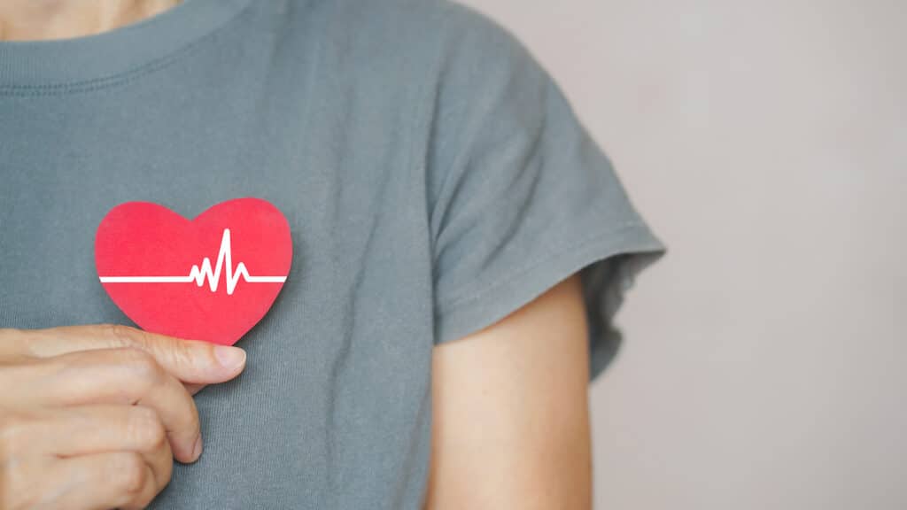 Supporting heart health with personal care at home.