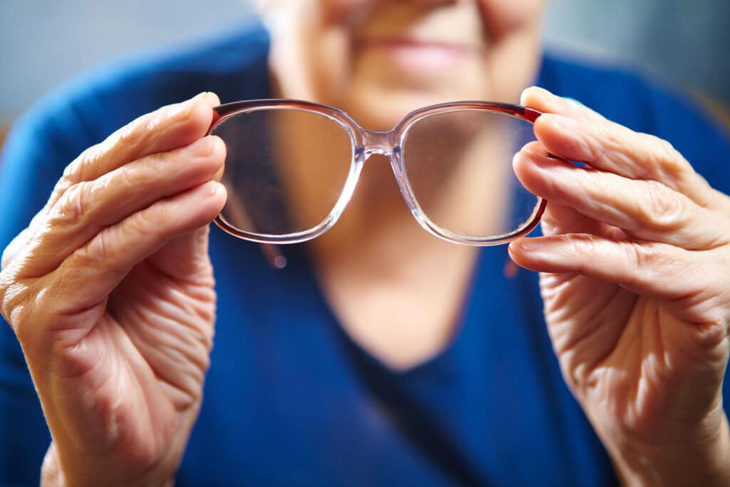 Senior Home Care Supports Healthy Vision and Safer Daily Living at Home